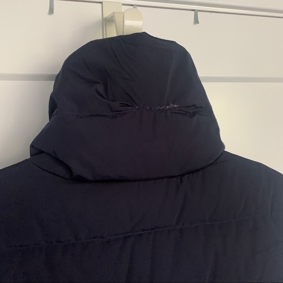 Talbots Navy Puffer Vest - Picture 13 of 16